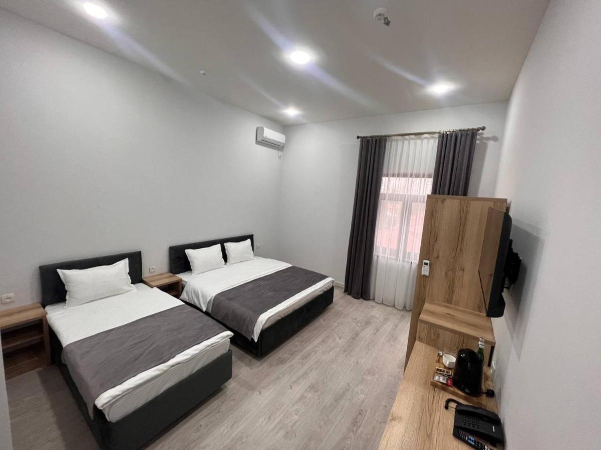 Rever Hotel Taszkent Zewnętrze zdjęcie